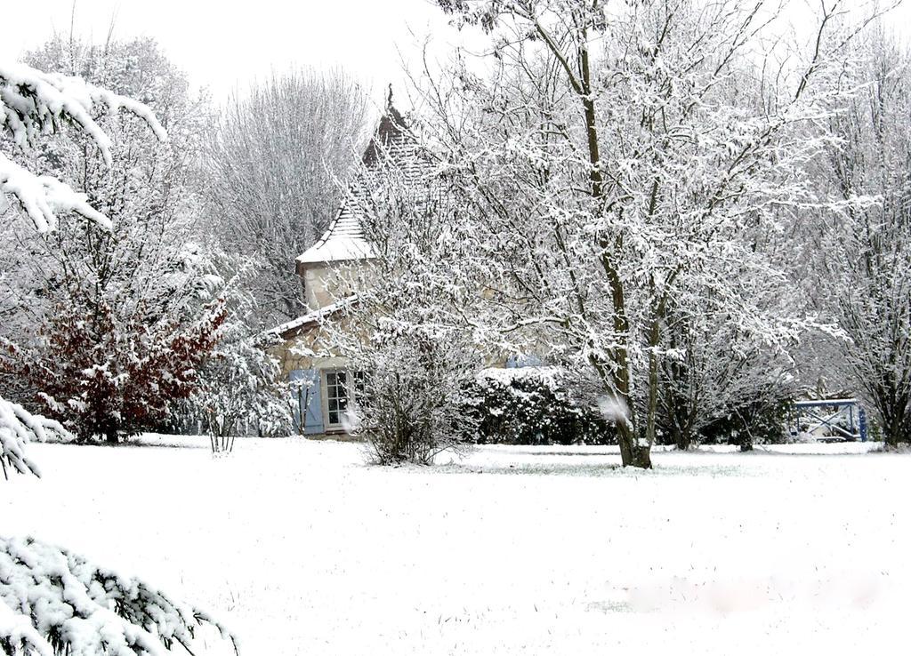 Le Colombier Bed & Breakfast Villeneuve-sur-Lot Dış mekan fotoğraf
