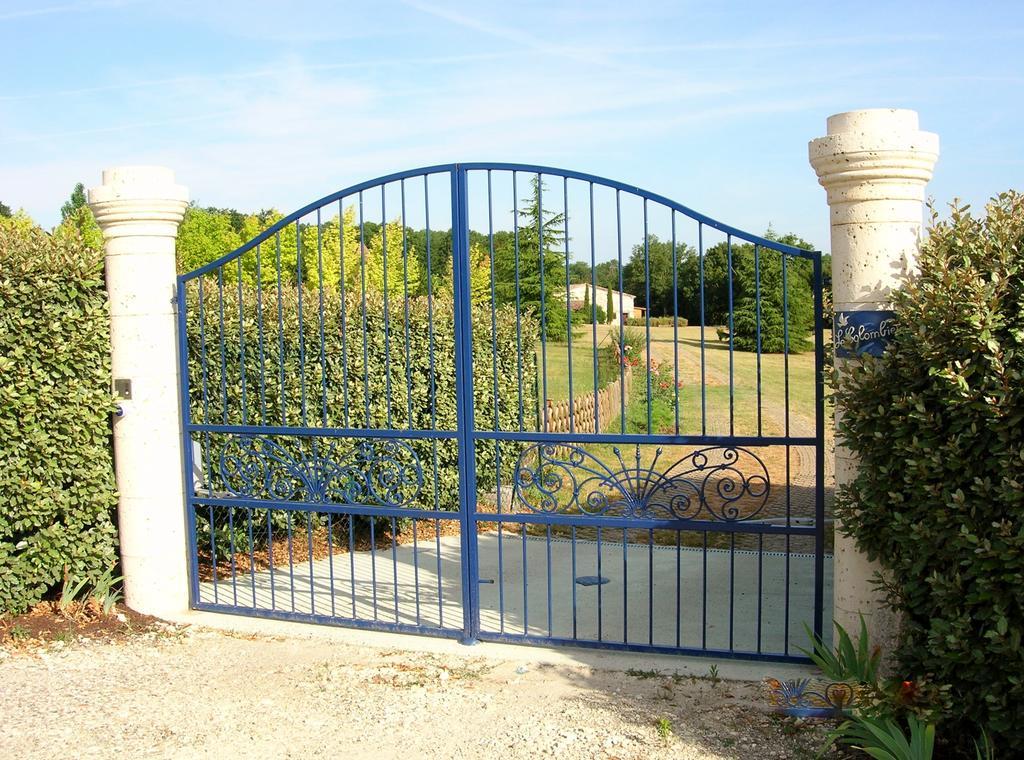 Le Colombier Bed & Breakfast Villeneuve-sur-Lot Dış mekan fotoğraf