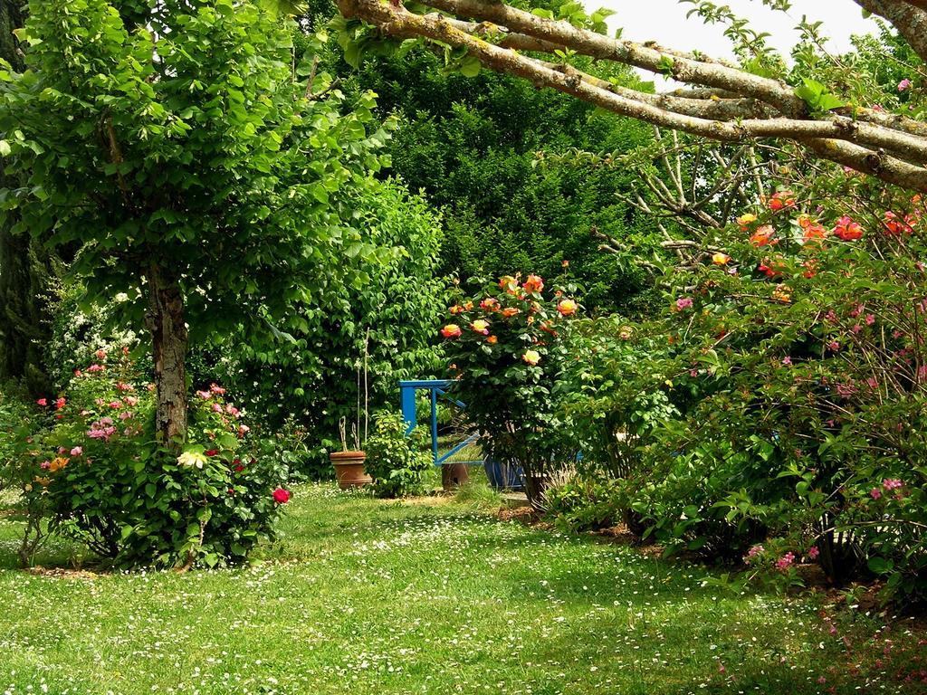 Le Colombier Bed & Breakfast Villeneuve-sur-Lot Dış mekan fotoğraf
