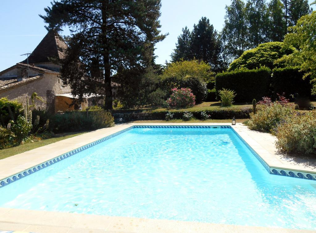 Le Colombier Bed & Breakfast Villeneuve-sur-Lot Dış mekan fotoğraf