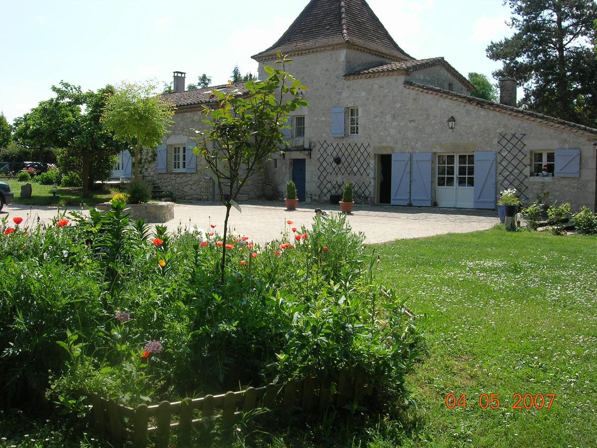 Le Colombier Bed & Breakfast Villeneuve-sur-Lot Dış mekan fotoğraf